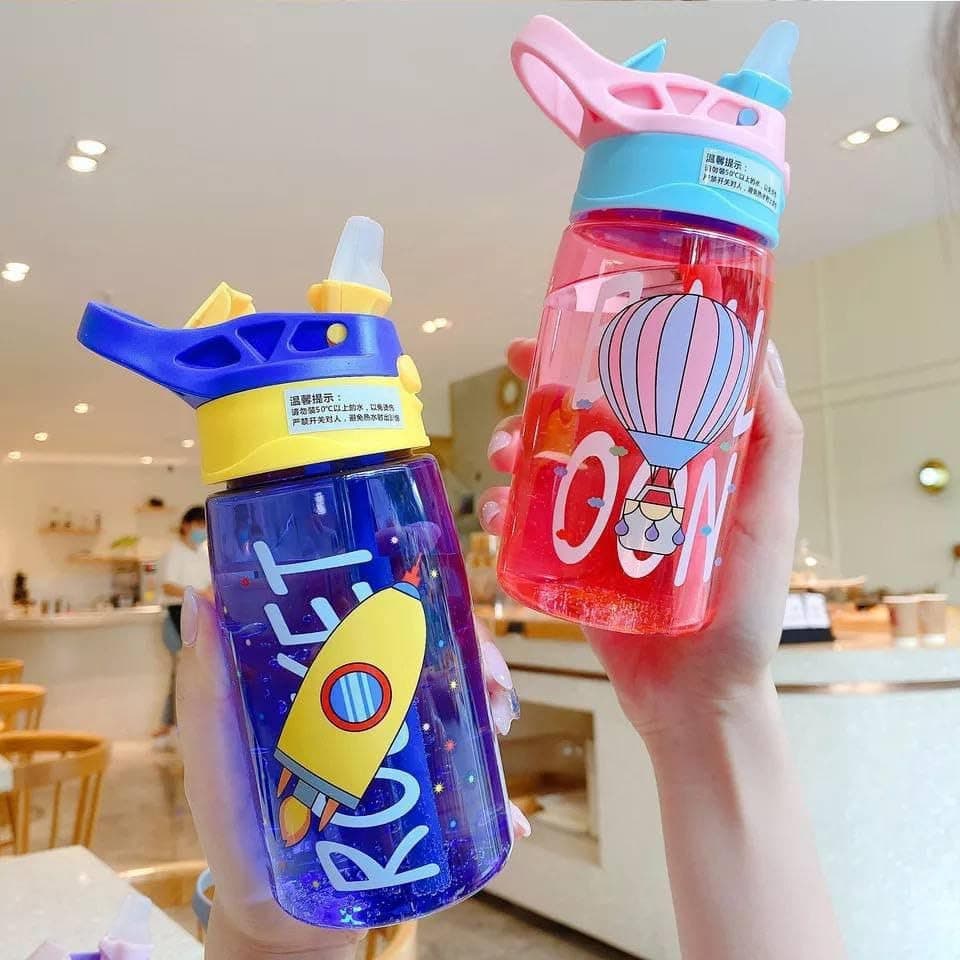 Generic Water bottle,With lemon strainer and safety button,Made of healthy acrylic,Capacity 500 ml, .ri