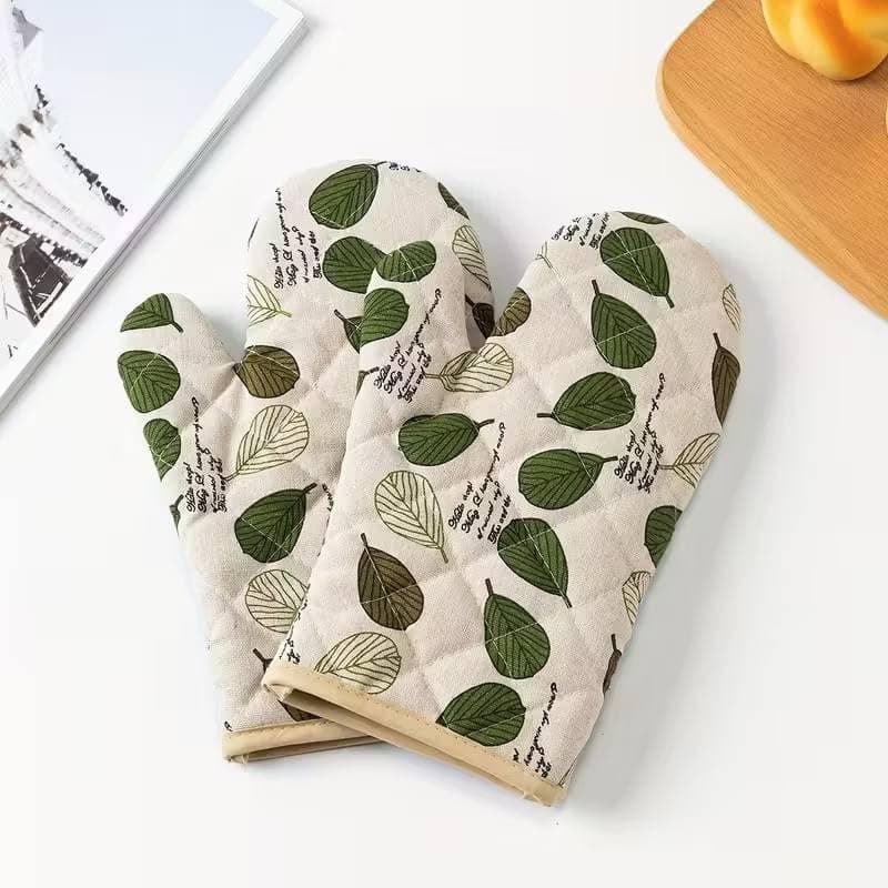 Generic Decorative Oven Mitts with Leaf Pattern, Heat Resistant Kitchen Gloves, Set of 2 .A2