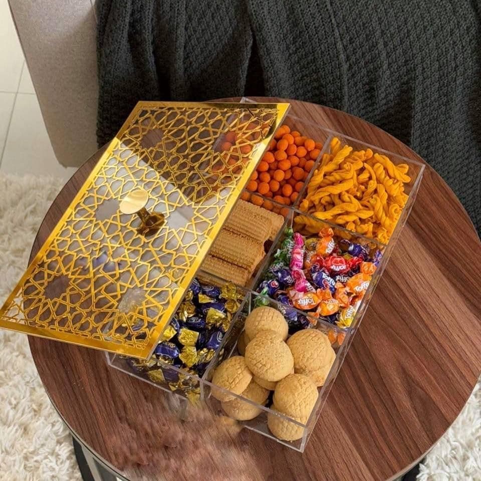 Generic Cookie Box with Gold Arabesque Lid, 6 Compartments, for Cookies, Snacks and Biscuits, 36x24 cm, .ri Food storage container