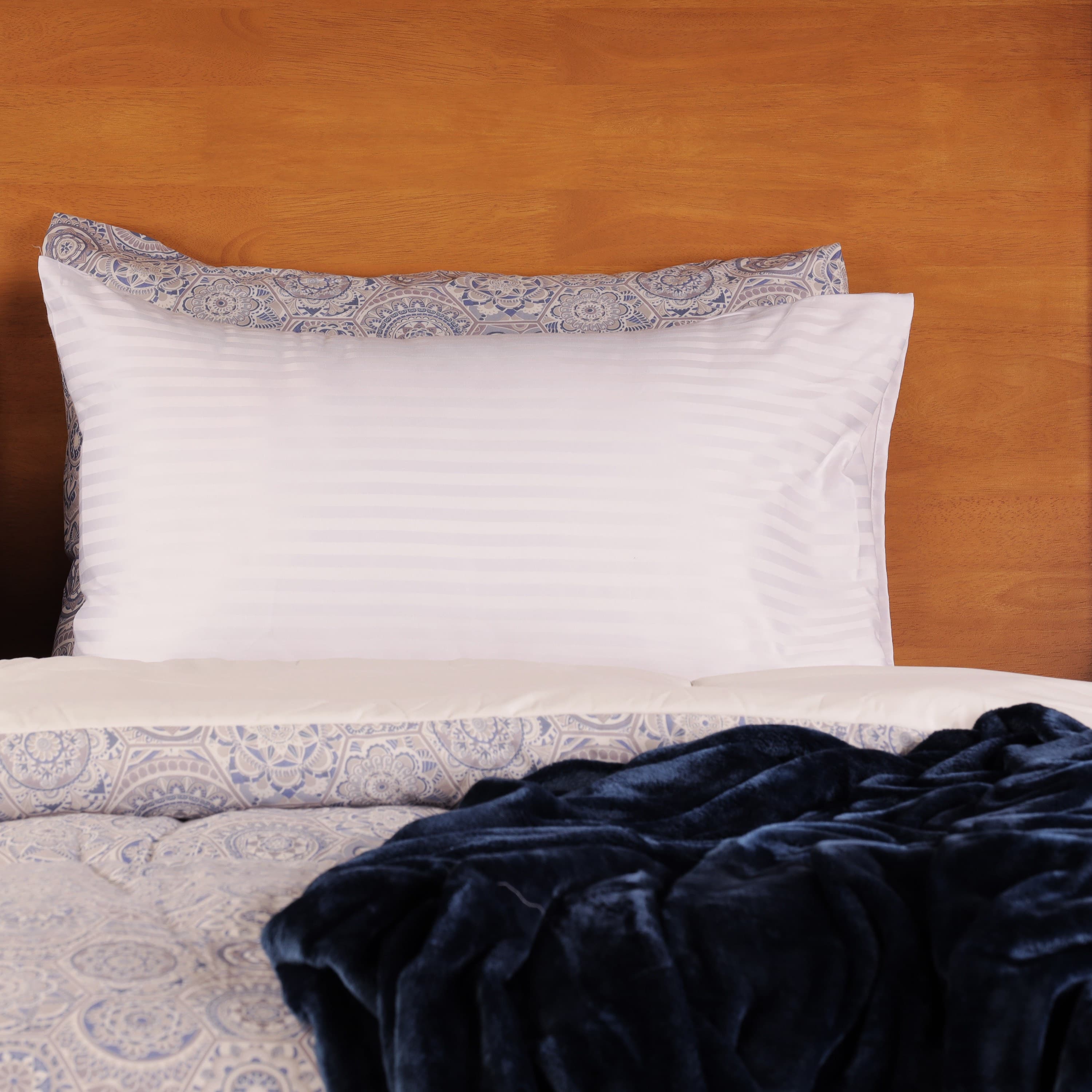White Sateen 2-Piece Pillowcase Set - 50x75 cm Sheets & Pillowcases
