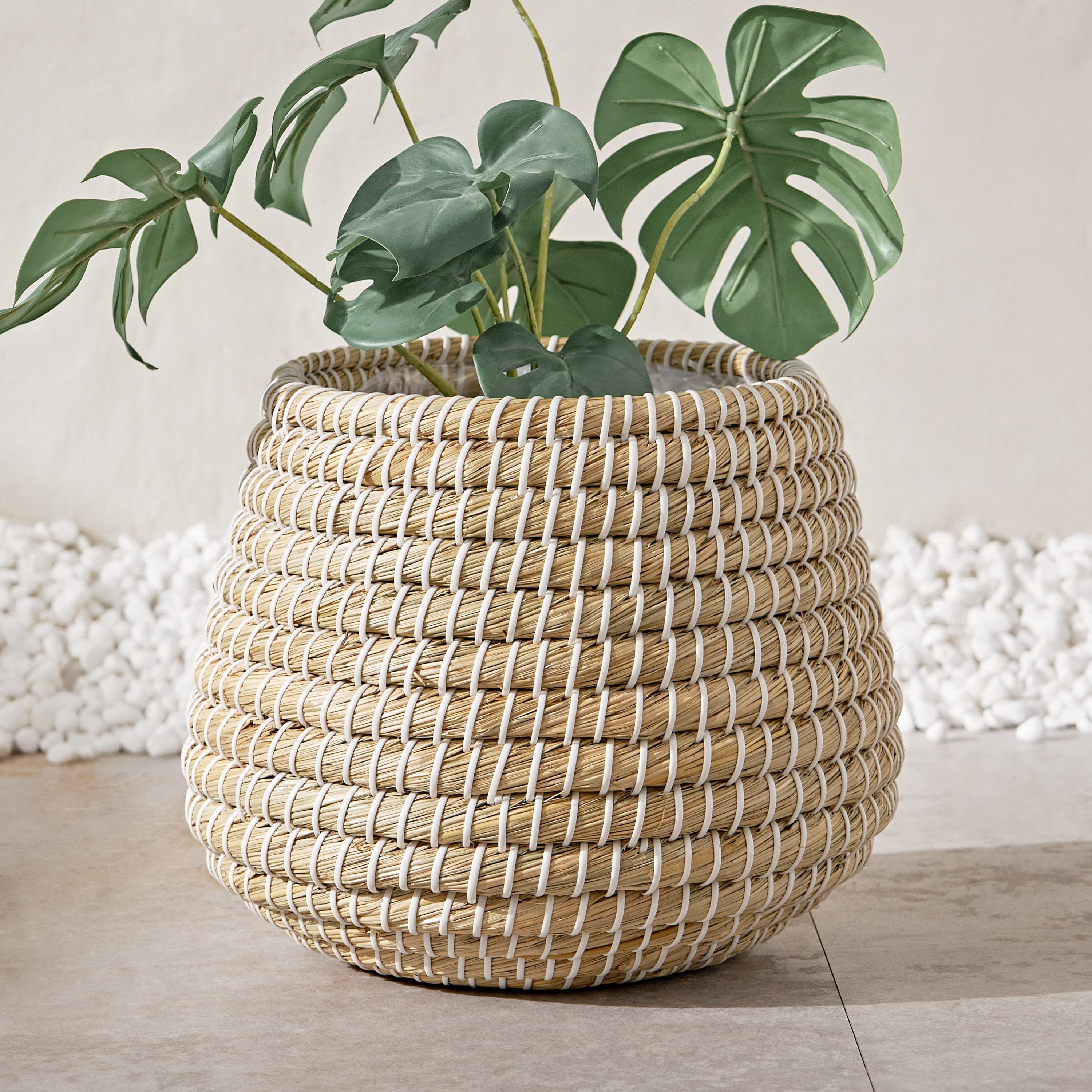 Trogir Natural Grass and Paper Planter - 25 cm Pots & Planters