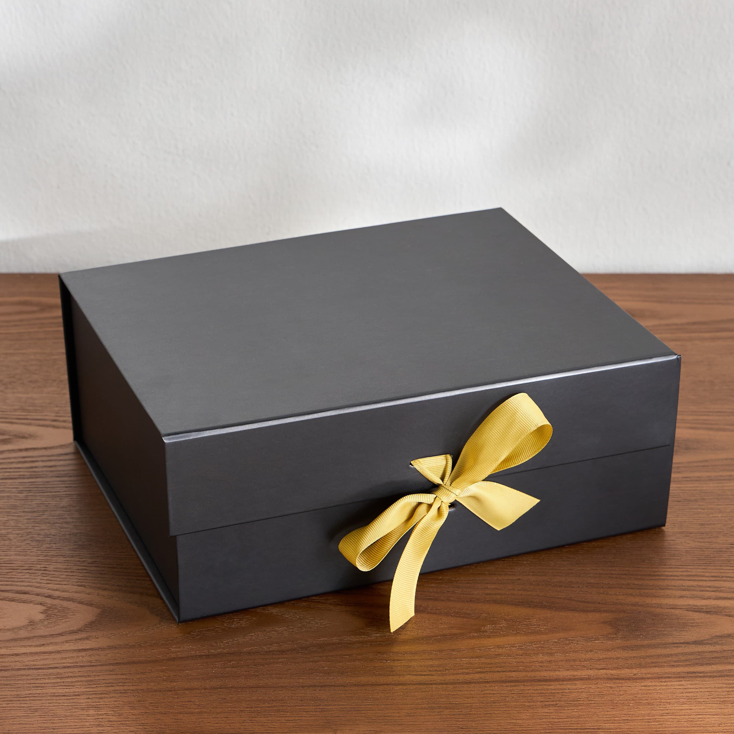 Ainaaz Folding Gift Box Accessories