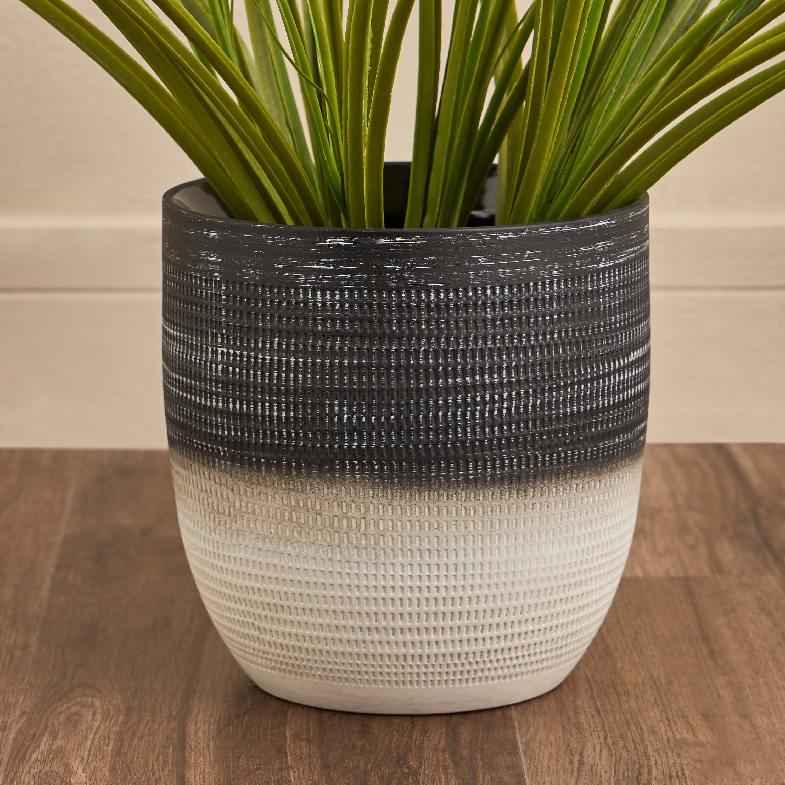 Modern Mono Ceramic Planter - 18 cm Pots & Planters