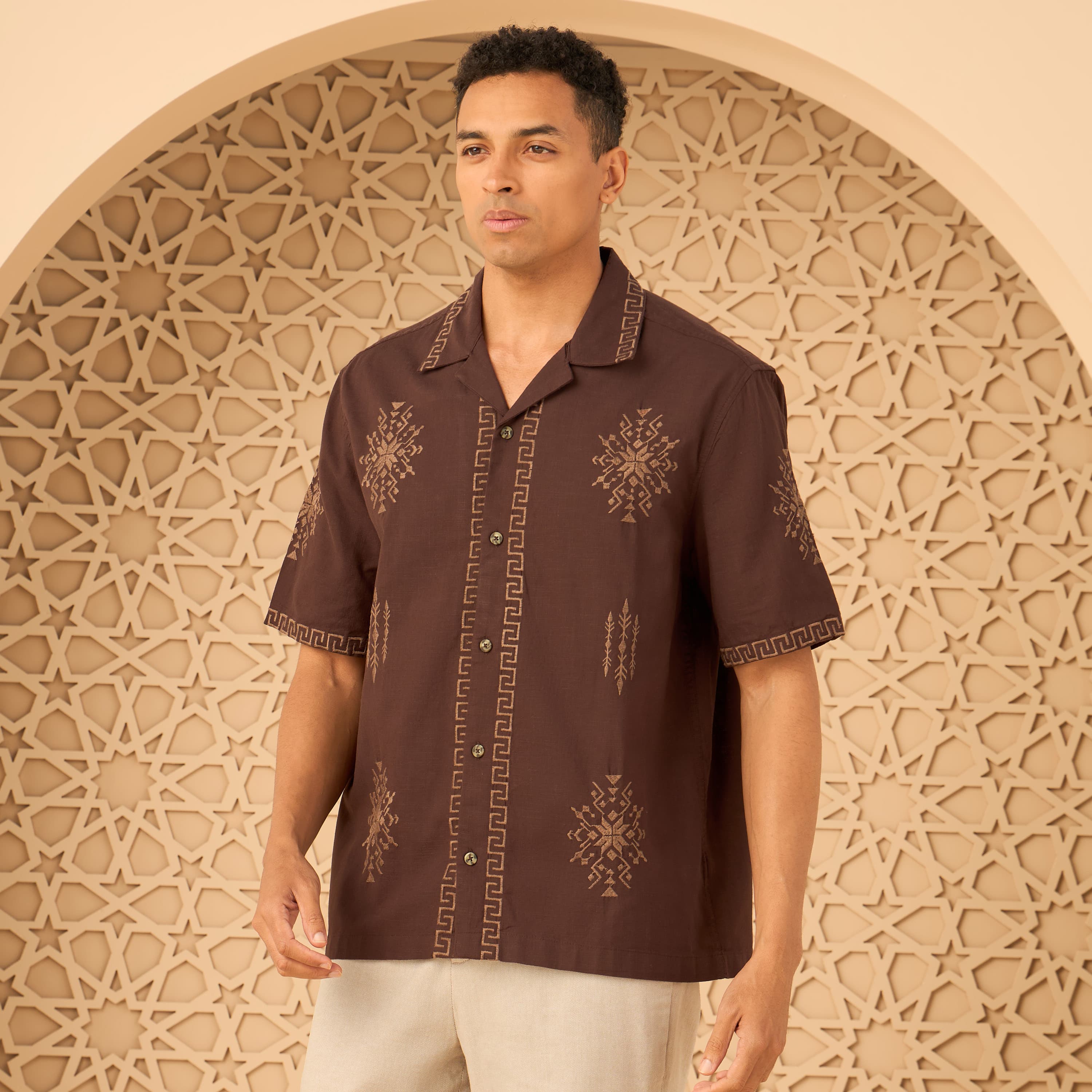 Embroidered Slub Shirt Clothing