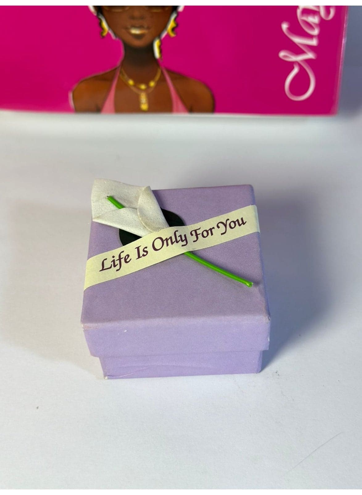 Small Paper Jewelry Boxes Rings Earrings Necklaces Storage Organizer Gift Box Cloud flower Jewelry Packing may vary color 1PC Jewellery Boxes (3)
