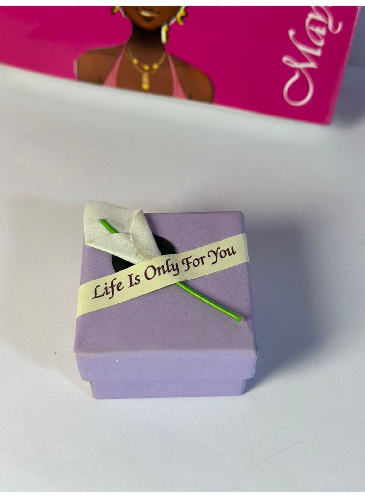 Small Paper Jewelry Boxes Rings Earrings Necklaces Storage Organizer Gift Box Cloud flower Jewelry Packing may vary color 1PC Jewellery Boxes (4)