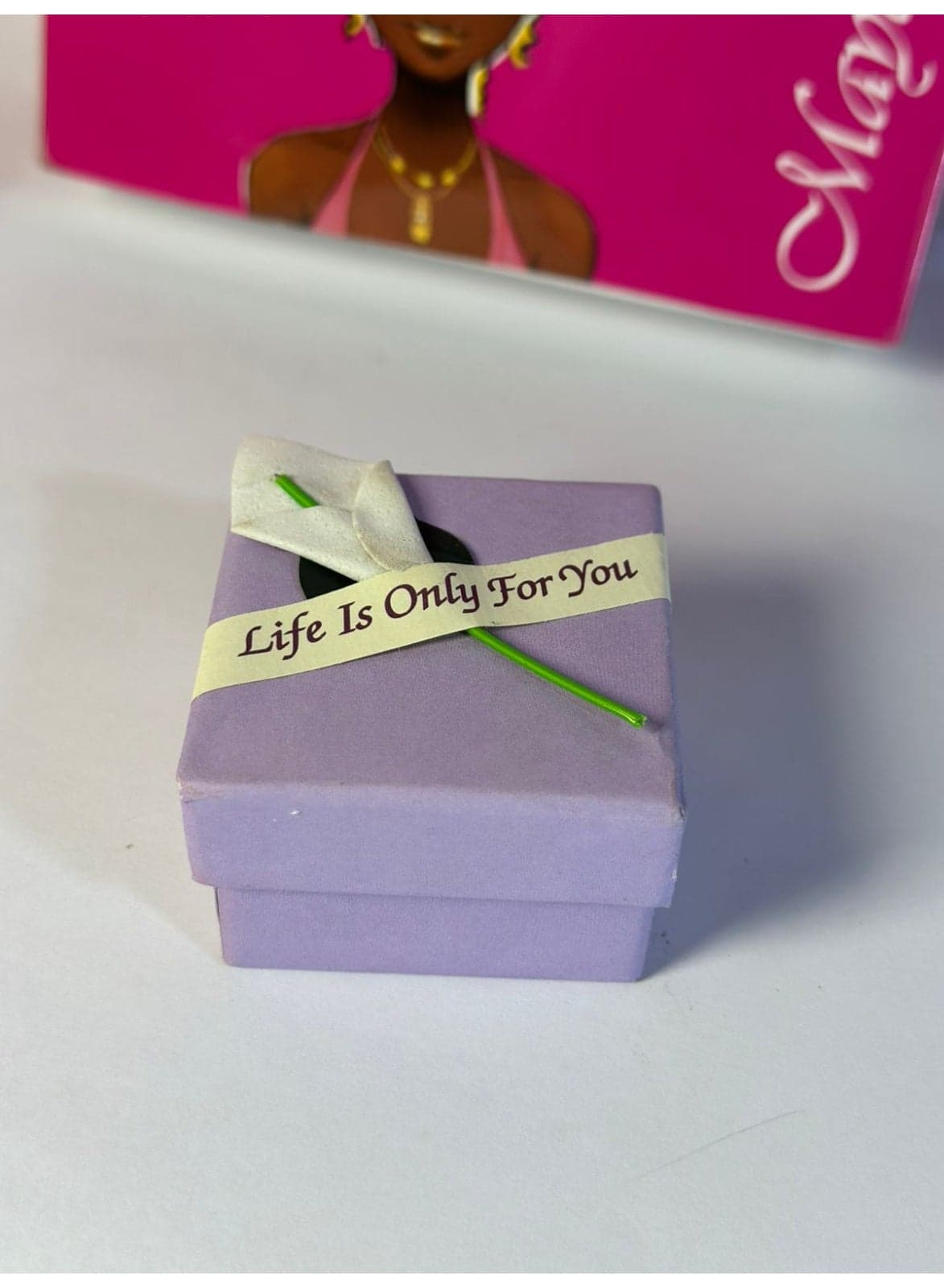 Small Paper Jewelry Boxes Rings Earrings Necklaces Storage Organizer Gift Box Cloud flower Jewelry Packing may vary color 1PC Jewellery Boxes (2)