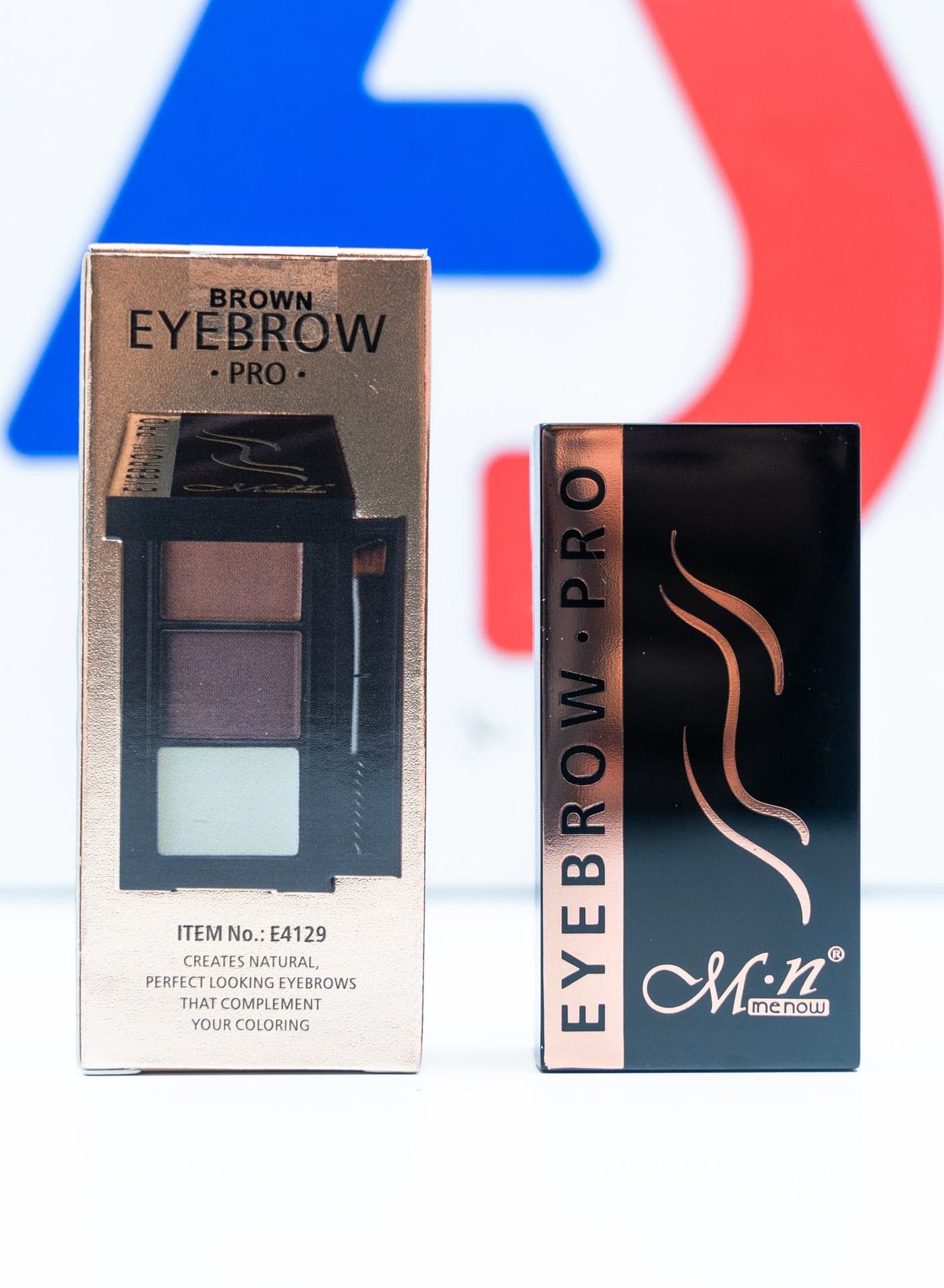 Long-Wearing Eyebrow Pro Powder With Brush - Brown 04 - 1.8g (4)