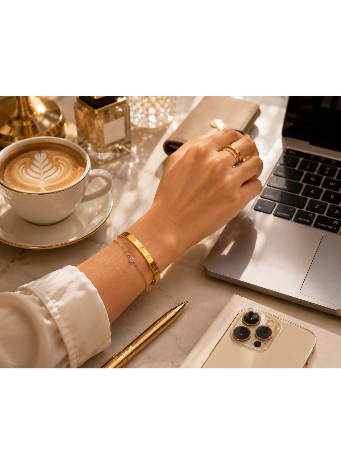 SHEIN Gold Stainless Steel Bangle Bracelet for Women – Elegant Luxury Style, Chic Fashion Jewelry for Everyday Wear Women's Bracelets & Bangles (٤)