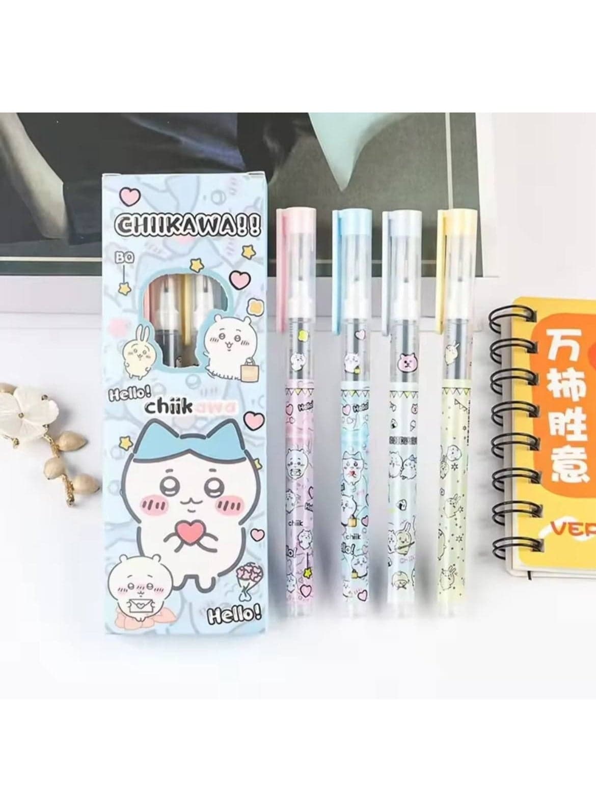 Disney-themed gel pen set, 0.5mm needle tip, blue ink. Set of 4 pens. Ballpoint Pens