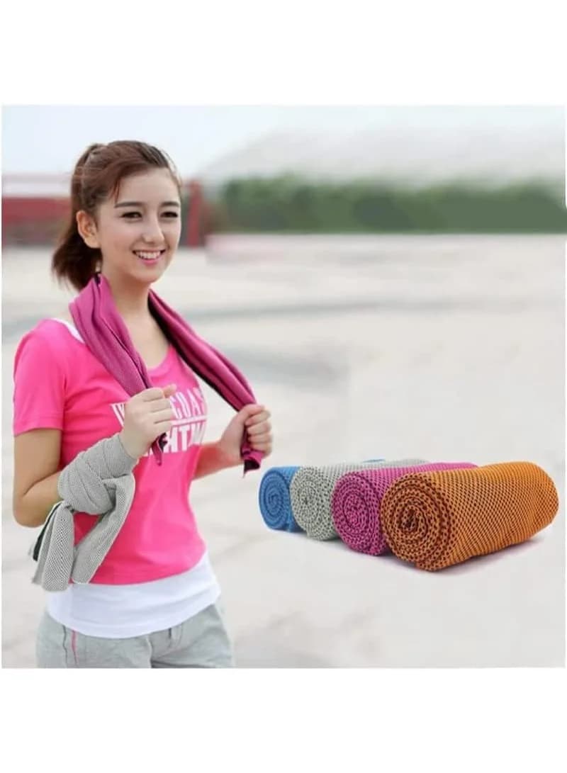 Portable Microfiber Sports Towel in Silicone Case with Carabiner Quick Dry Gym Towel Mat Towels (2)