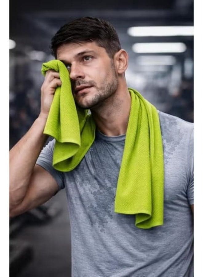 1PC Cooling Microfiber Towel for Workout & Sports, Quick Dry Sweat Towel with Instant Cooling Effect for Gym, Running, Yoga, Travel & Outdoor Activities - Random Color Bath Towels (٤)