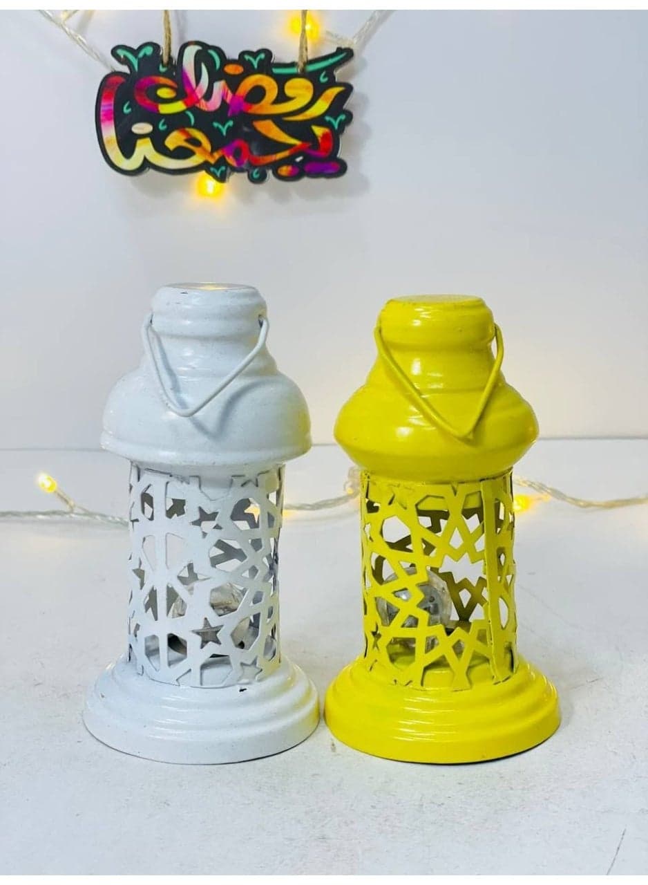 Lantern with a light-up ball and movement, featuring a cocktail of lights in different colors. Size: 12 cm Candle Lanterns (٣)