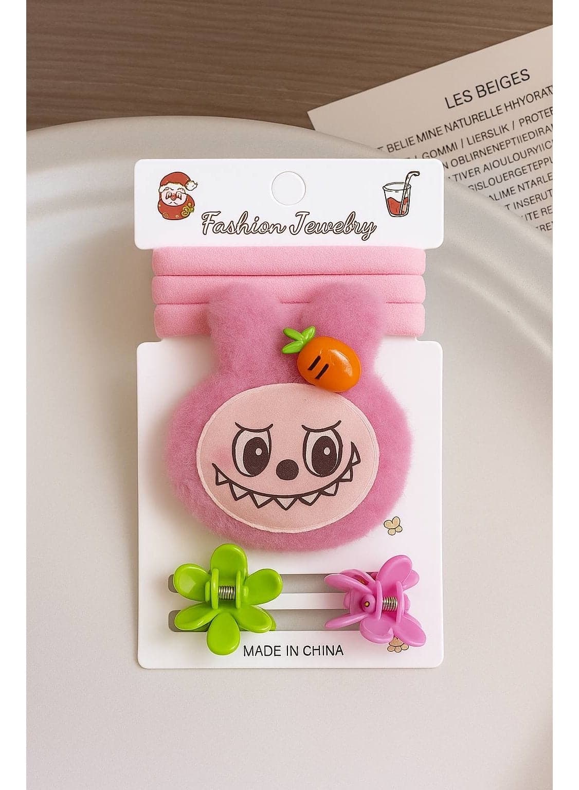 Children's hair clips with a cute cartoon design, set of 6 pieces. (٧)