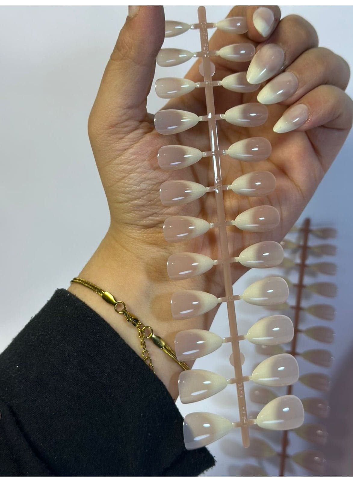 Professional Nail Tips – 1 pack 24PCS Artificial Nail Extensions – Stylish Nail Art Decorations for Home or Salon Use