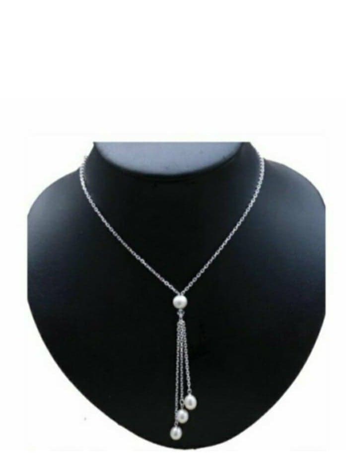 سلسله نسائية أنيقة من سلسلة فضي ولؤلؤ اوف وايت Women's Necklaces