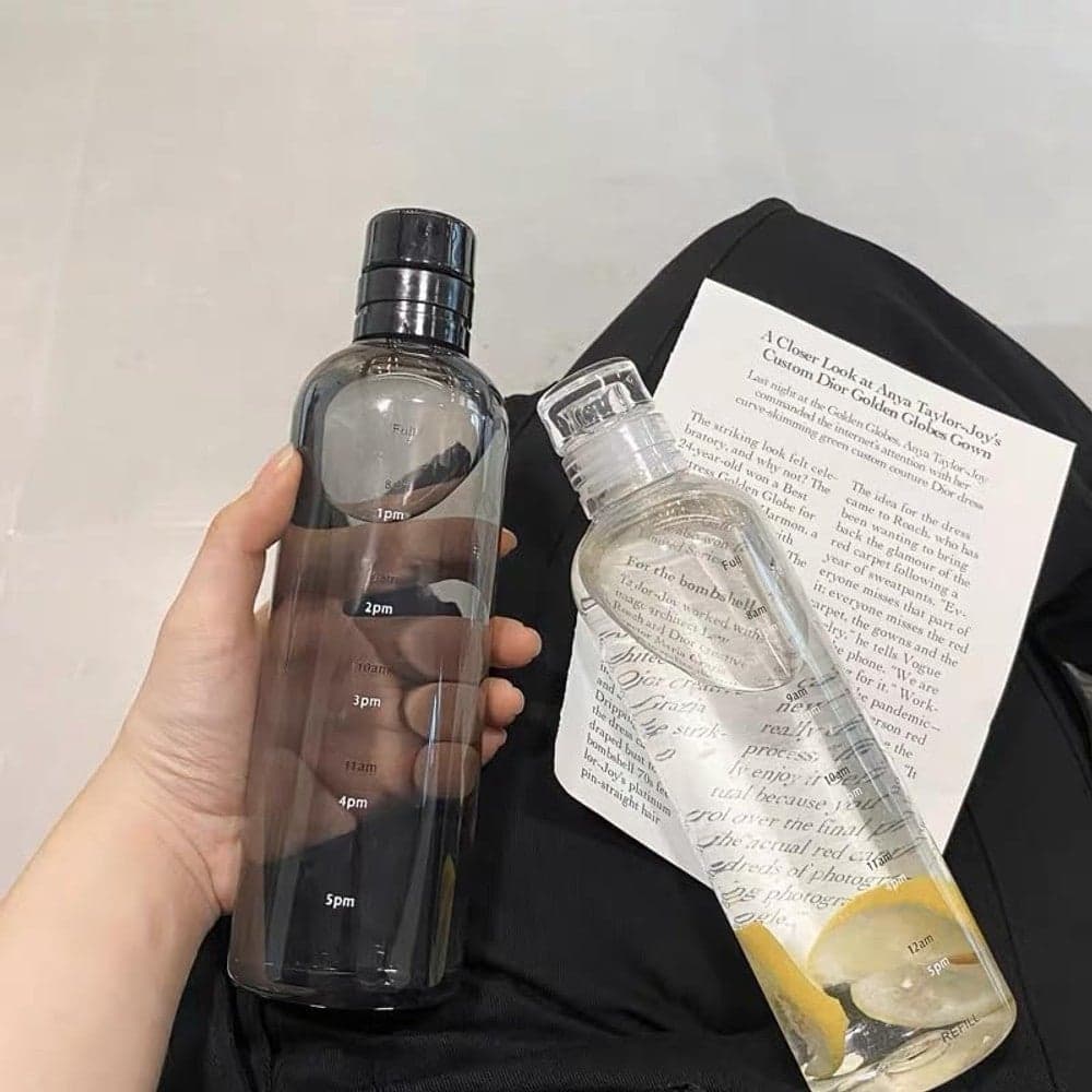 500/ 750ml Plastic Water Bottle with Time Marker, Large Capacity Leakproof Dr... Sports Water Bottles (٥)