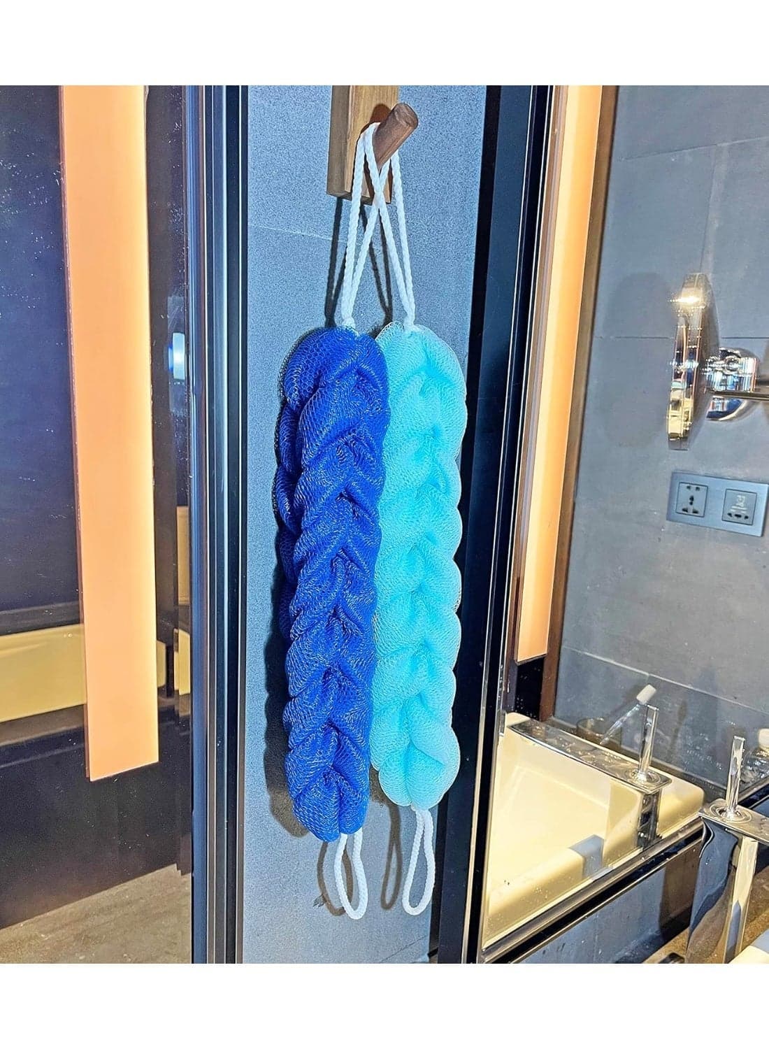 High-quality, soft, exfoliating, one-piece bath loofah for the body, rich in foam for daily skin cleansing (yellow) Loofahs, Sponges & Poufs (٣)