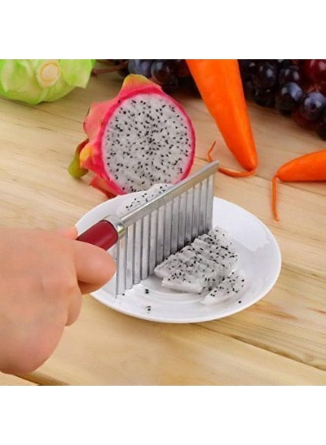 Wavy Blade French Fry Cutter – Crinkle Cut Potato Slicer and Vegetable Chopper Knife for Carrots, Cucumbers & Veggies – Stainless Steel Kitchen Cutting Tool (٧)