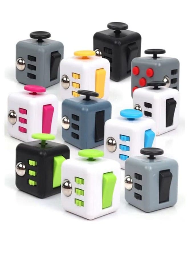 Manual fidget spinner cube, a toy to relieve stress and anxiety, a fun 6-sided magic cube