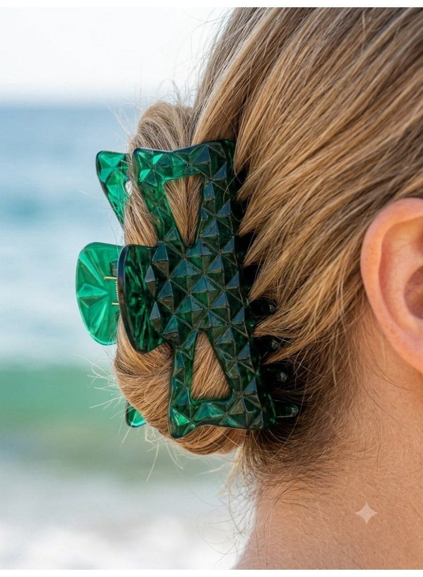 Sturdy plastic hair clip with a modern design for everyday hair fixation – suitable for fine to medium hair – assorted colors – 1 piece (color may vary) (3)