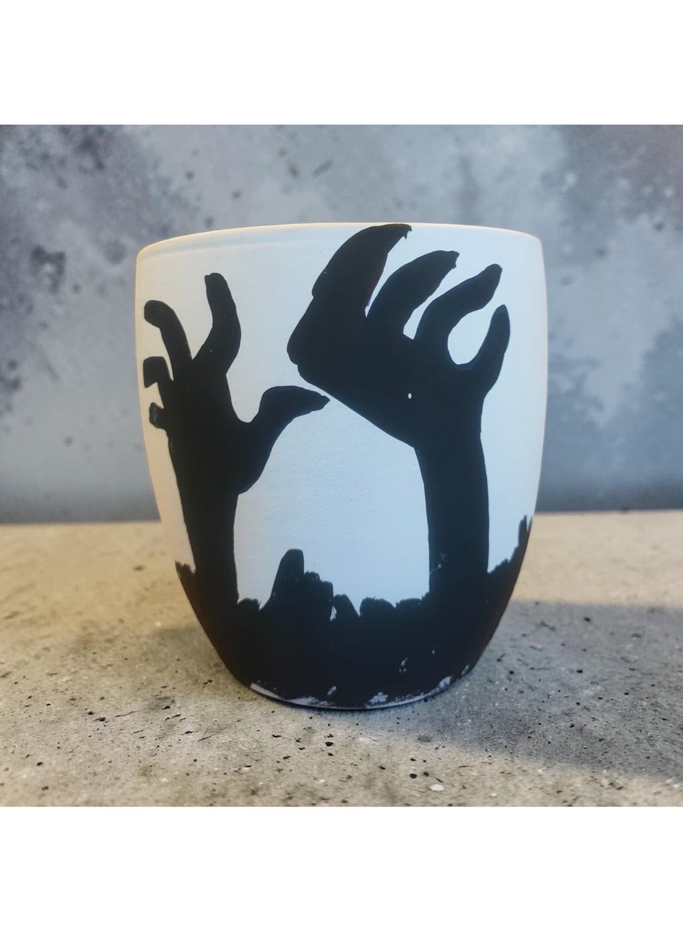 Terracotta Plant Pot – 10 cm; suitable for desk decor, kitchen accessories, and home decoration; fired clay. Vases (٢)