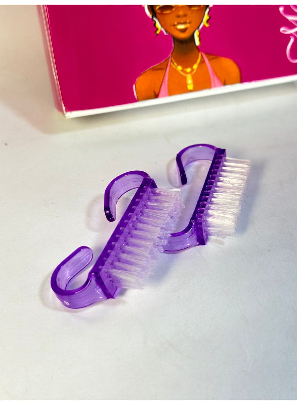 maya accessories Pack of 2 Nail Brushes, Cleaning Brushes with Handles, for Cleaning Nails, Nail Brushes, Hand Cleaning Brushes and Nail Cleaning Tools may vary color 2PCS Makeup Tools & Accessories
