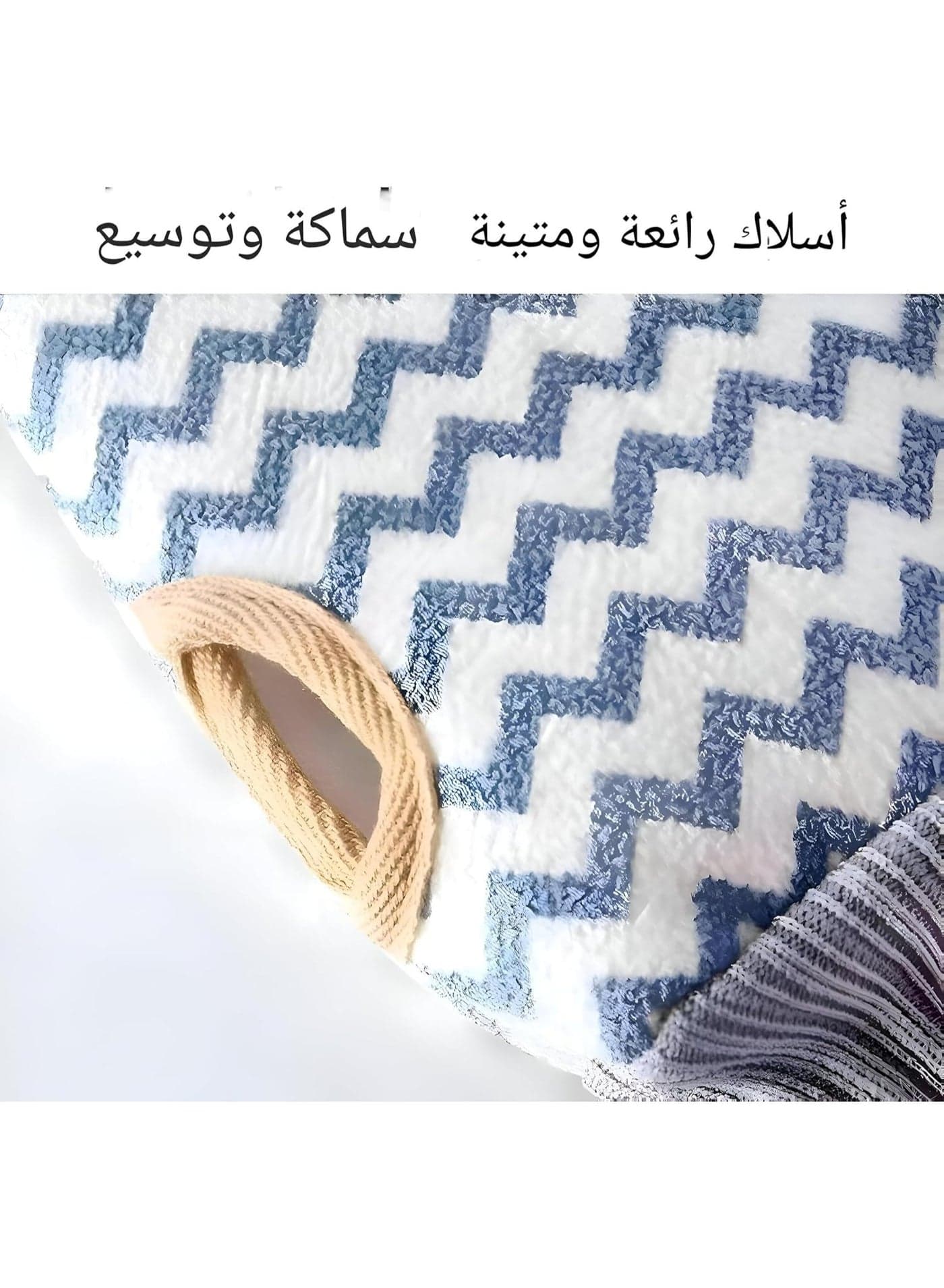 Upgraded 12 x 22 cm exfoliating glove for a home spa experience - Deep cleansing bath loofah with two holes for superior control and removal of dead skin layers - Comfortable fleece-lined design with a secure elastic wrist - The perfect solution for brightening elbows and knees and smoothing the texture of the entire body - Random color (٦)
