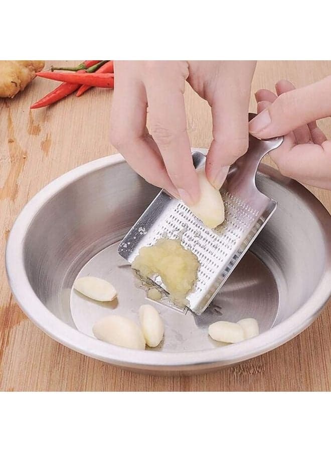 Mini Stainless Steel Ginger Garlic Grater for Fine Grating/Mincing, Shovel-Shaped Food Grater for Ginger, Mini Ginger Grater for Garlic, Fruits and Root, Silver, 1-Piece (٧)