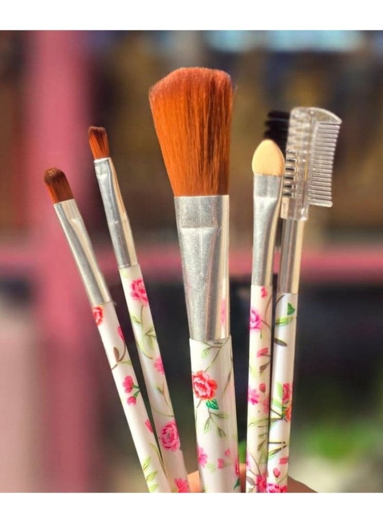 A makeup brush set consisting of 5 pieces including powder brushes, blush, glitter, crystal brushes, wide brushes, and an eyeshadow set (٢)