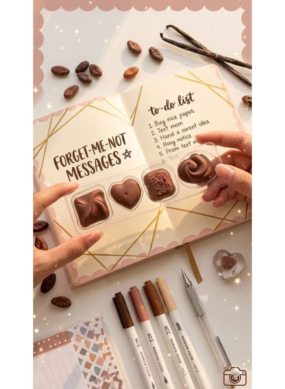 Chocolate eraser in a 3D shape, clean eraser, bag containing 4 pieces, eraser in 2 bags