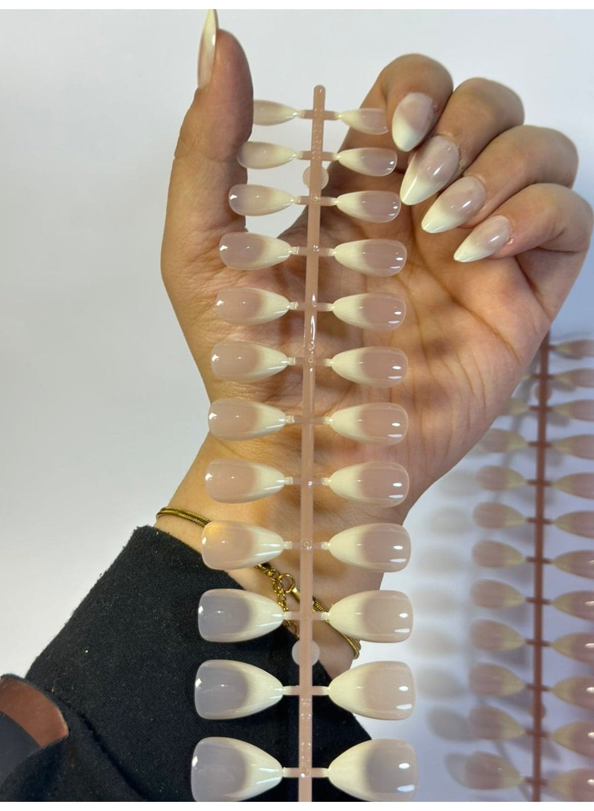 Professional Nail Tips – 12 Pairs of Artificial Nail Extensions – Stylish Nail Art Decorations for Home or Salon Use (1pack) (3)