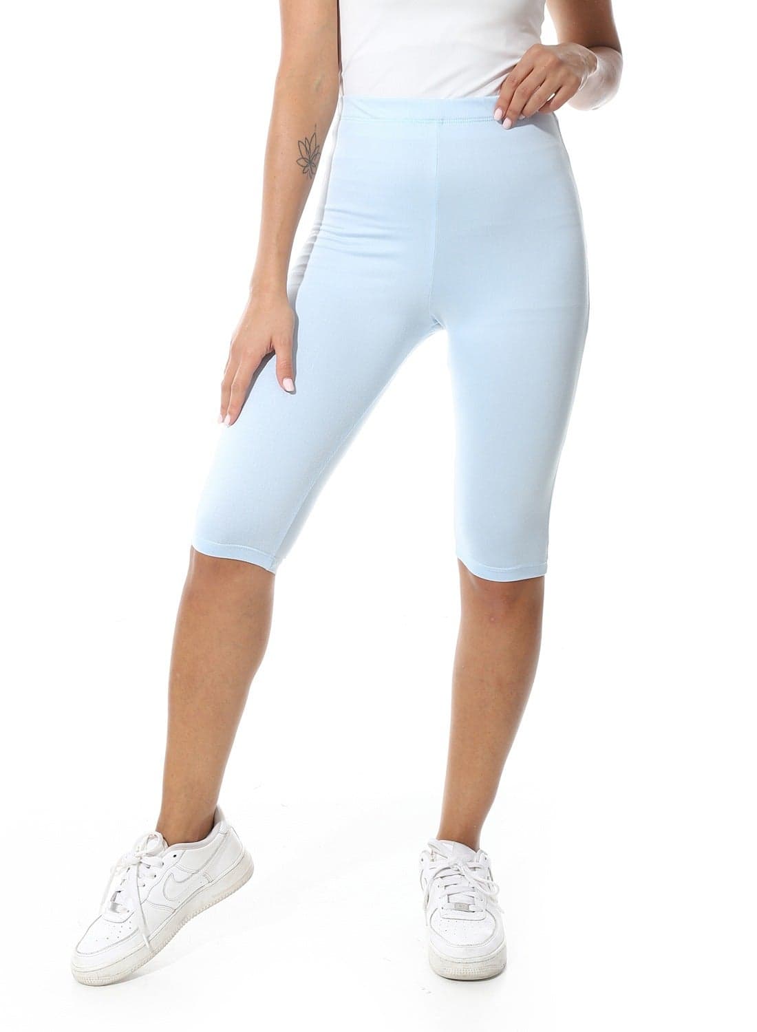 Slim Fit Lycra Capri Leggings _Light Blue Women's Pants