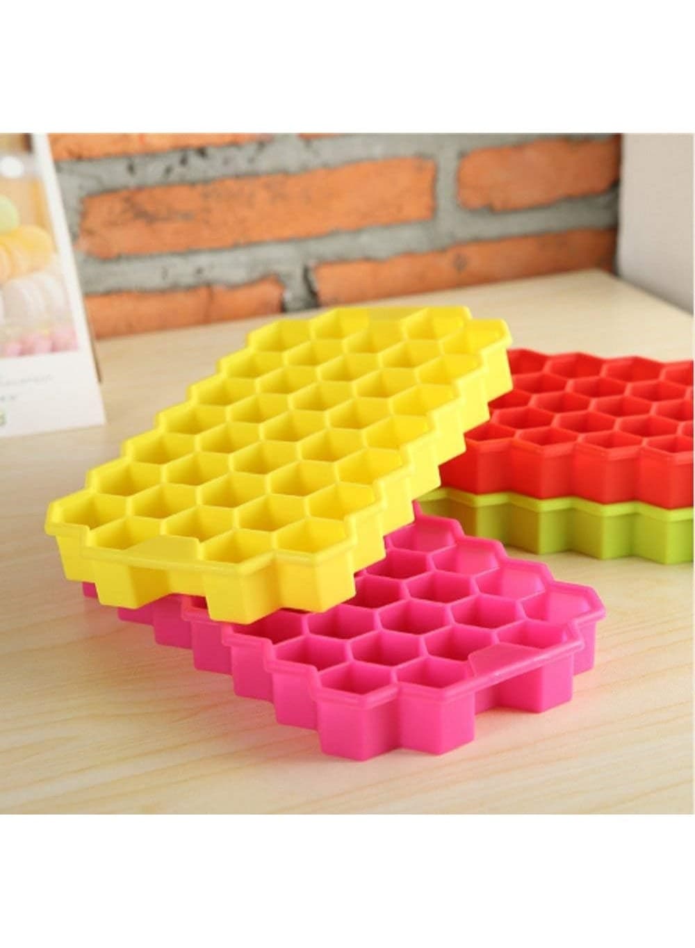 Honeycomb-shaped ice cube tray – food-grade silicone – multicolored (٤)