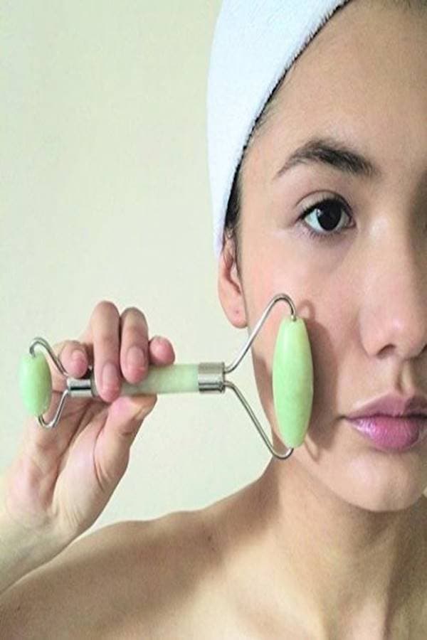 Royal Jade Roller Massager Sliing Tool Facial Face Massage From (٤)