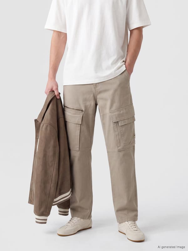 Regular Fit Men's Gabardine Cargo Trousers